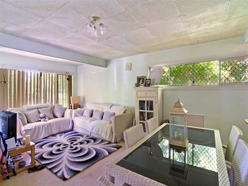 23 Celebes Avenue, Palm Beach QLD 4221