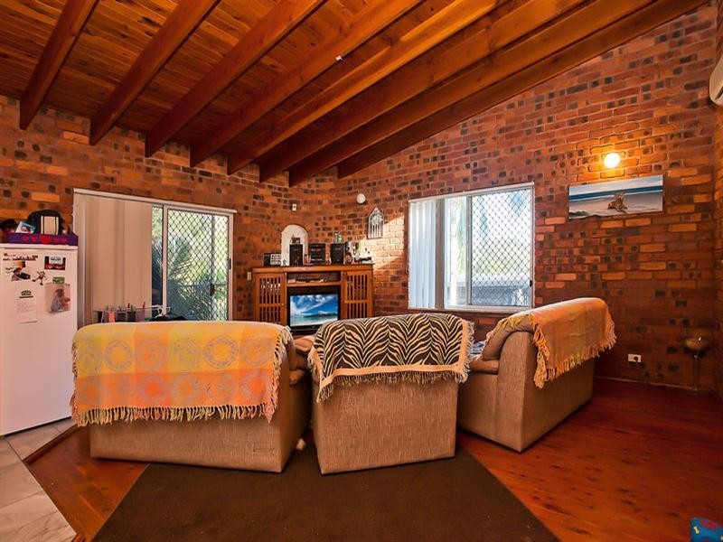 50 Tallebudgera Creek Road, Tallebudgera QLD 4228