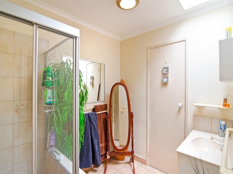 160 Laguna Avenue, Palm Beach QLD 4221