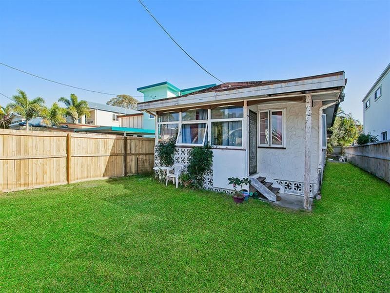 37 TwentyFifth Avenue, Palm Beach QLD 4221