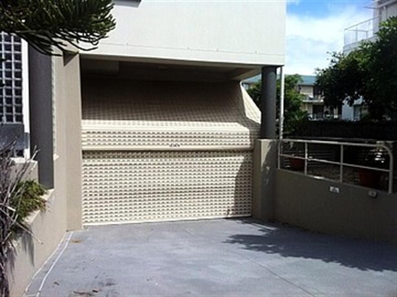 3/2 Twenty Third Avenue, Palm Beach QLD 4221
