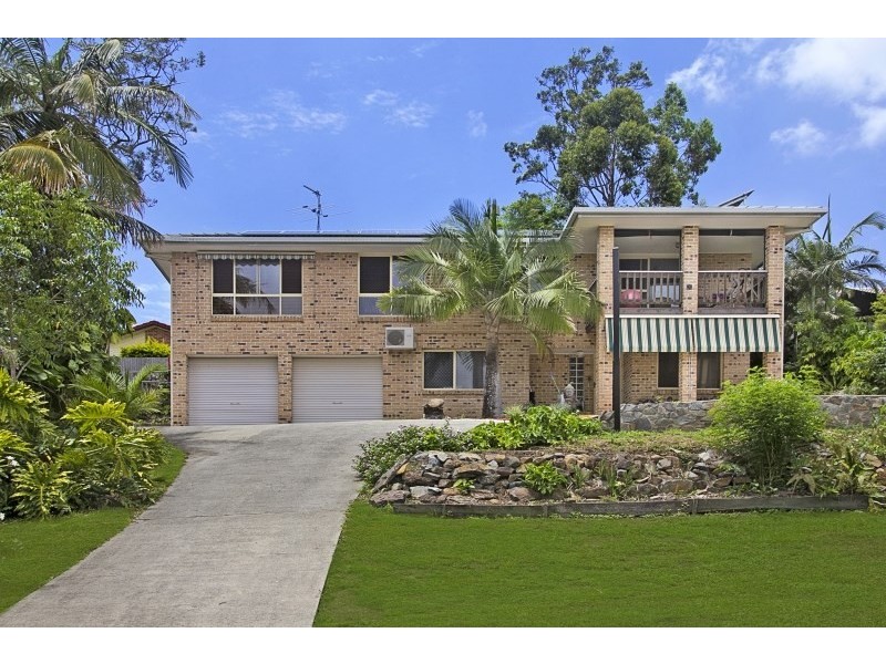 11 Darnel Street, Elanora QLD 4221