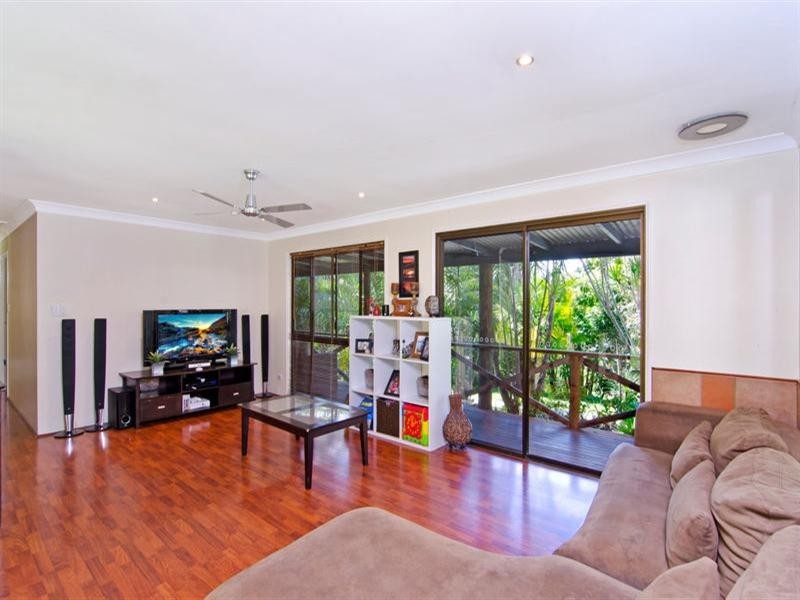 3 Ronelle Court, Tallebudgera QLD 4228