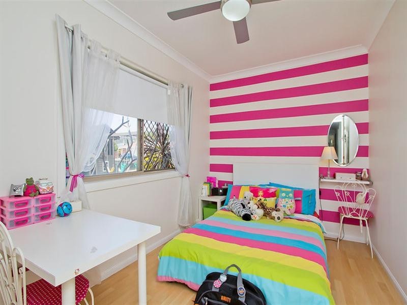 74 Bergamont Street, Elanora QLD 4221