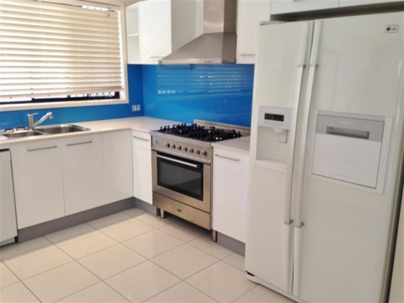 169 Mallawa Drive, Palm Beach QLD 4221