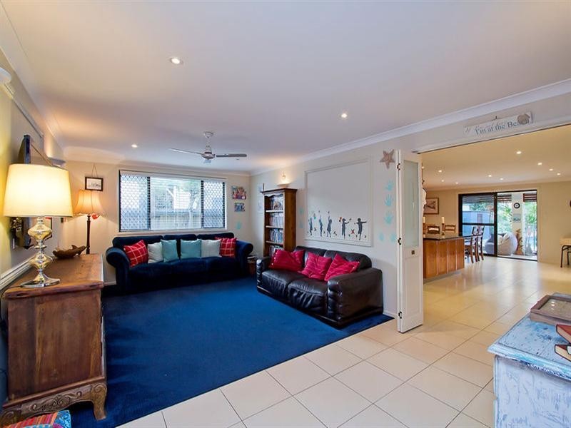 91 Burleigh Street, Burleigh Waters QLD 4220