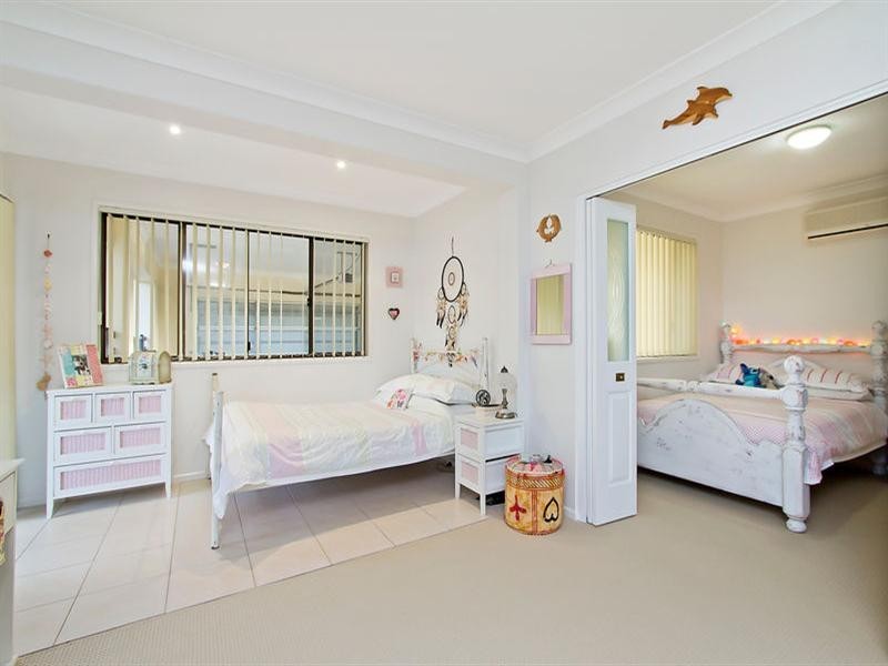 91 Burleigh Street, Burleigh Waters QLD 4220