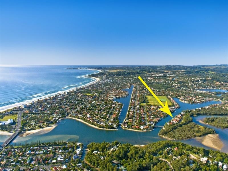118 Tallebudgera Drive, Palm Beach QLD 4221
