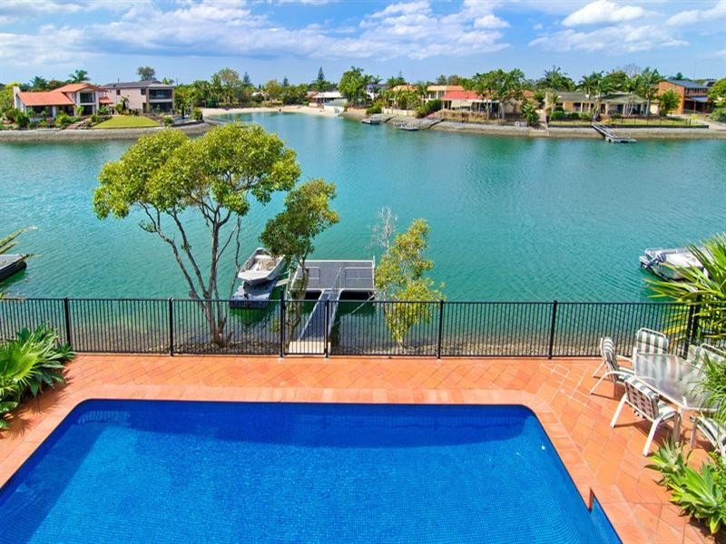 118 Tallebudgera Drive, Palm Beach QLD 4221