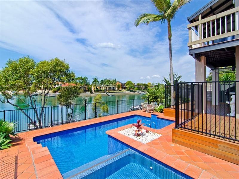 118 Tallebudgera Drive, Palm Beach QLD 4221