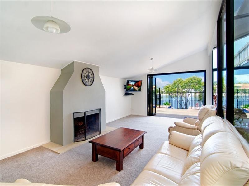 118 Tallebudgera Drive, Palm Beach QLD 4221