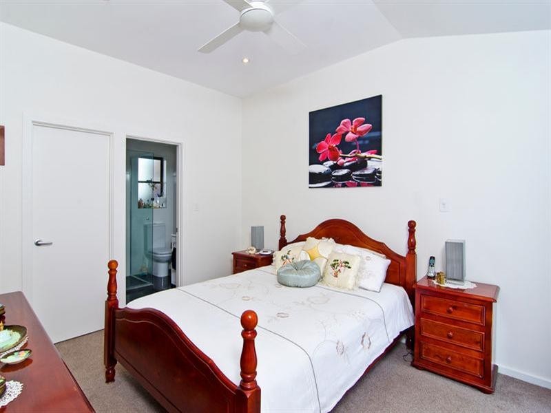 118 Tallebudgera Drive, Palm Beach QLD 4221
