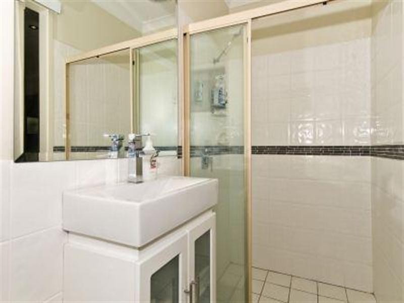 45 Darnel Street, Elanora QLD 4221