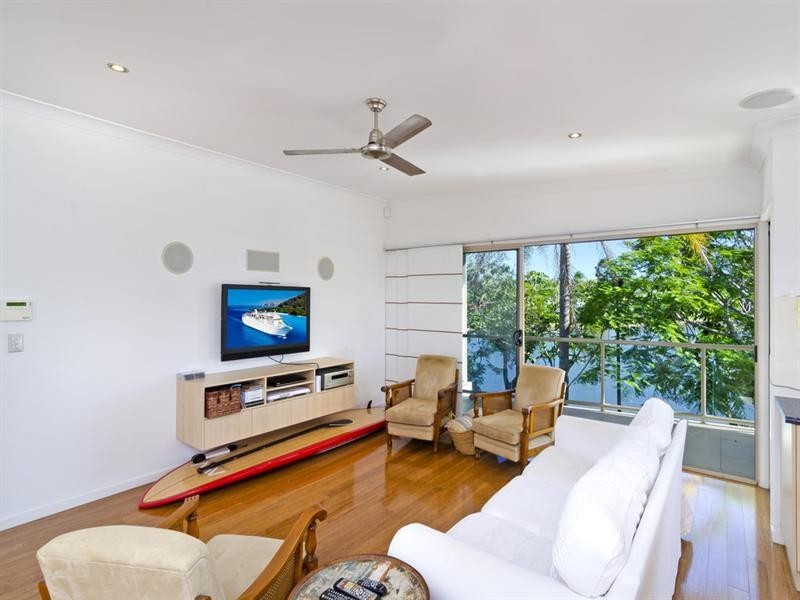 1/58 Laguna Avenue, Palm Beach QLD 4221