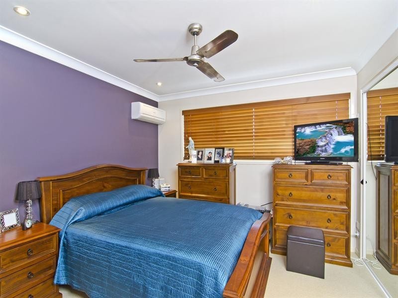 2/4 First Avenue, Palm Beach QLD 4221