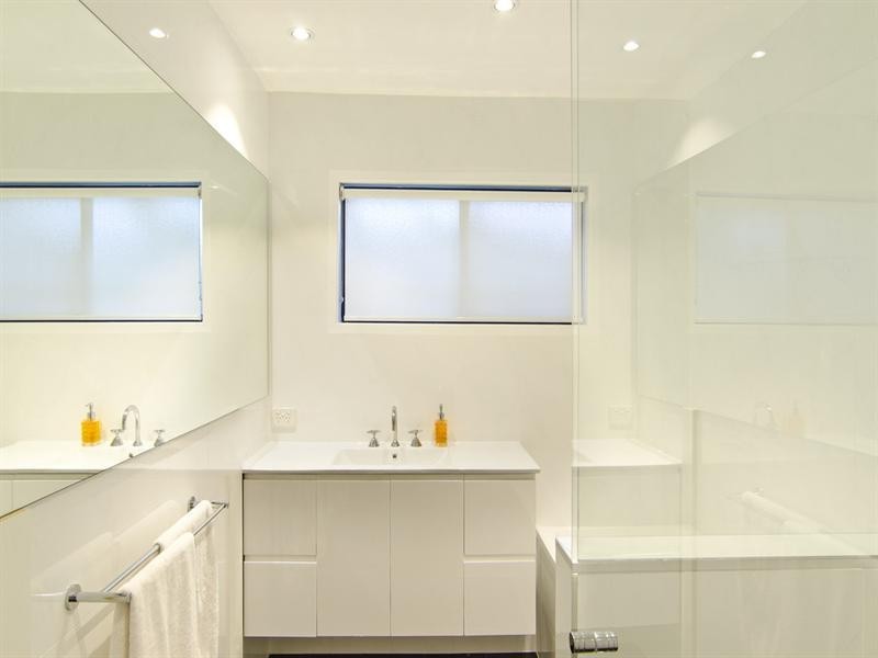 3 Maple Place, Palm Beach QLD 4221