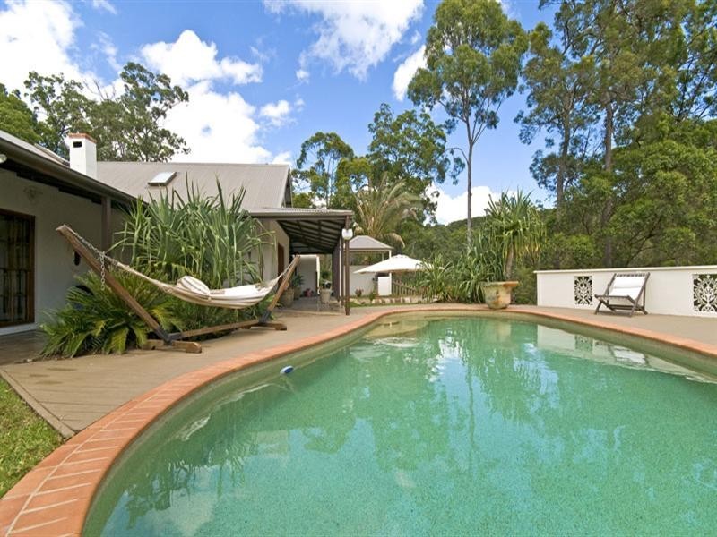303 Trees Road, Tallebudgera QLD 4228