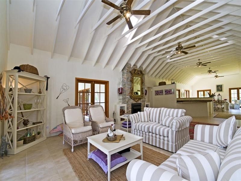 303 Trees Road, Tallebudgera QLD 4228