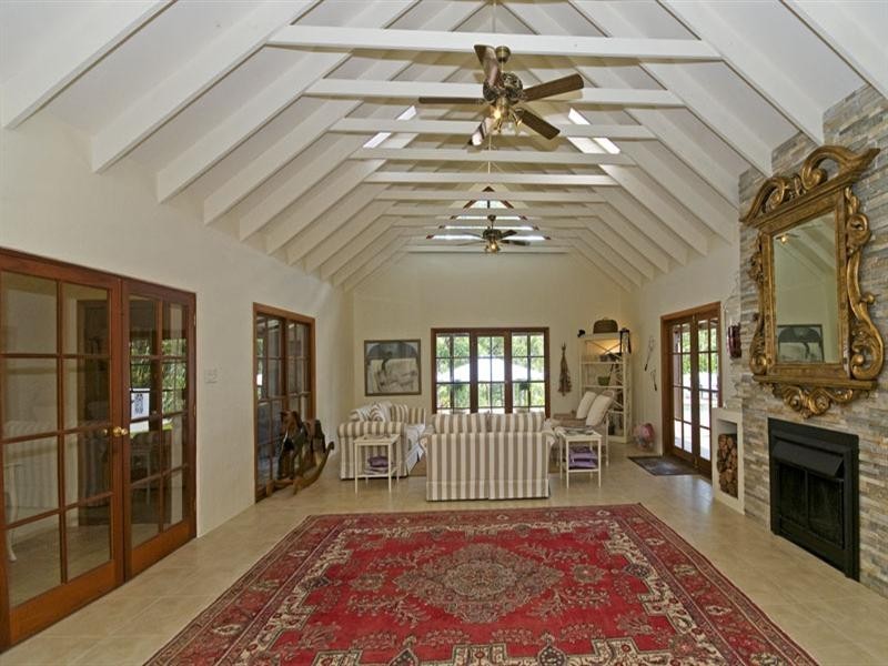 303 Trees Road, Tallebudgera QLD 4228