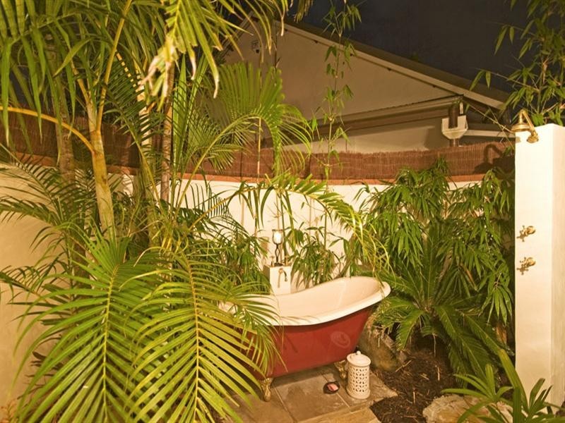 303 Trees Road, Tallebudgera QLD 4228