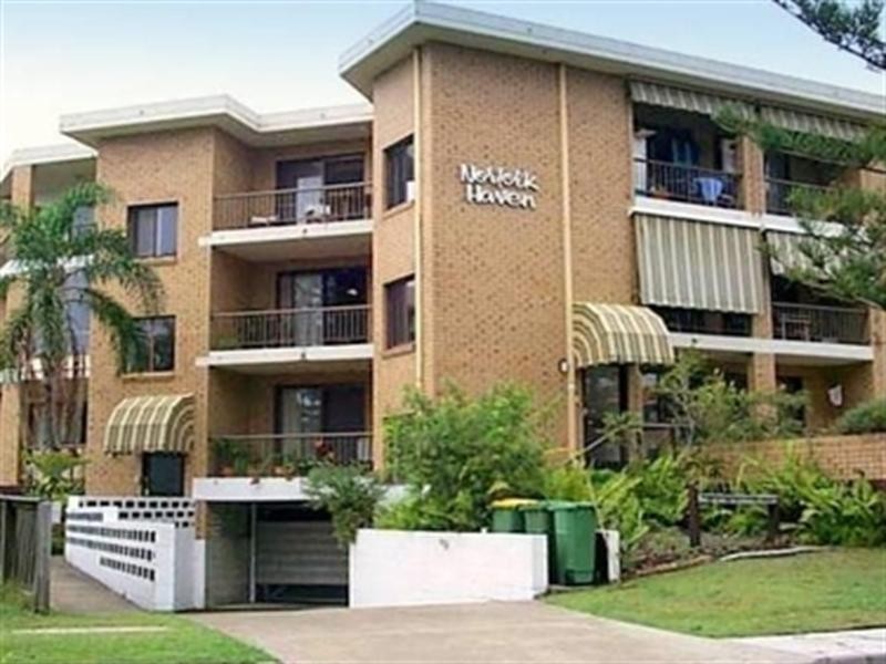 3/8 Twenty Second Avenue, Palm Beach QLD 4221