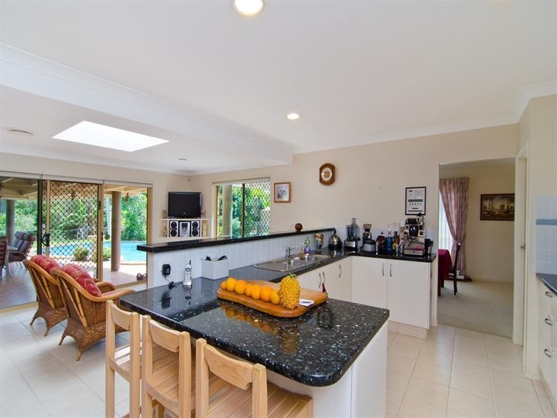 204 Nineteenth Avenue, Elanora QLD 4221