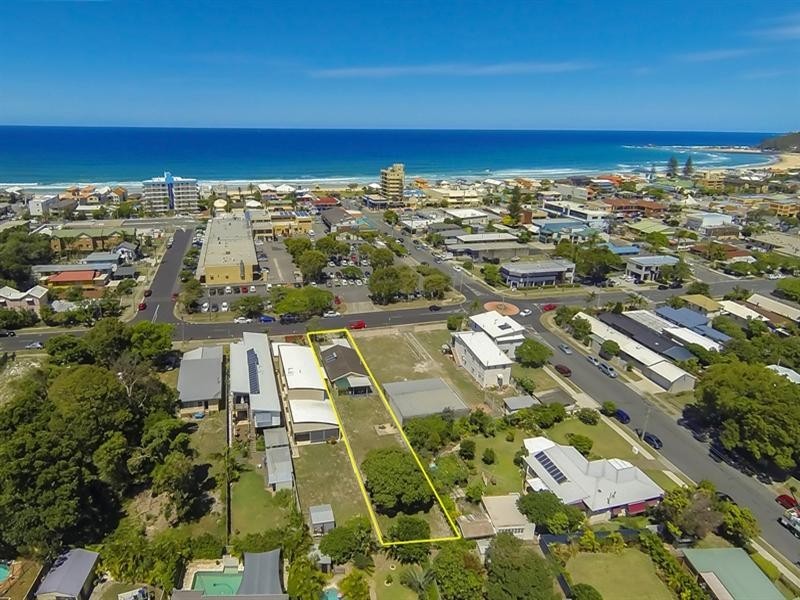 112 Cypress Terrace, Palm Beach QLD 4221