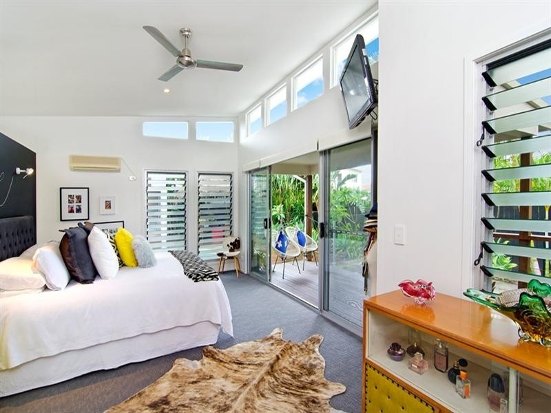 59 Manus Avenue, Palm Beach QLD 4221