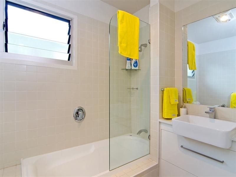 59 Manus Avenue, Palm Beach QLD 4221