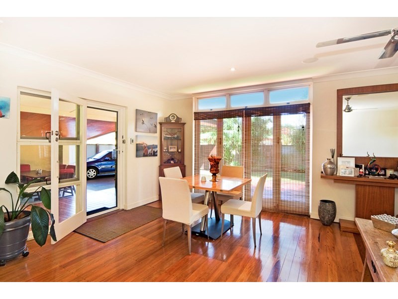 11 Merauke Avenue, Palm Beach QLD 4221