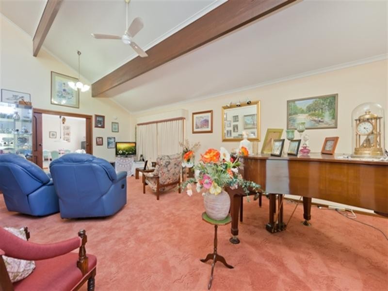 39 Thirteenth Avenue, Palm Beach QLD 4221