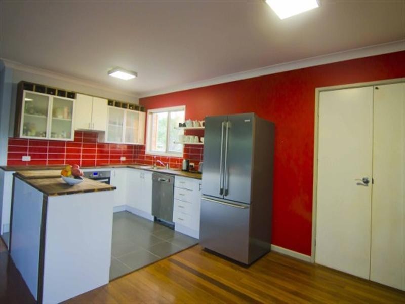 28 Tahiti Avenue, Palm Beach QLD 4221