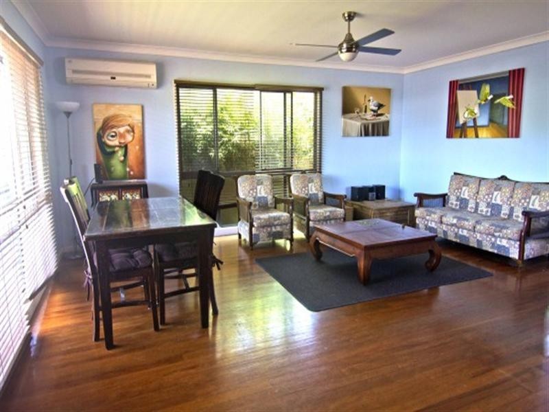 28 Tahiti Avenue, Palm Beach QLD 4221