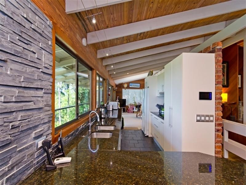 230 Simpsons Road, Currumbin Waters QLD 4223