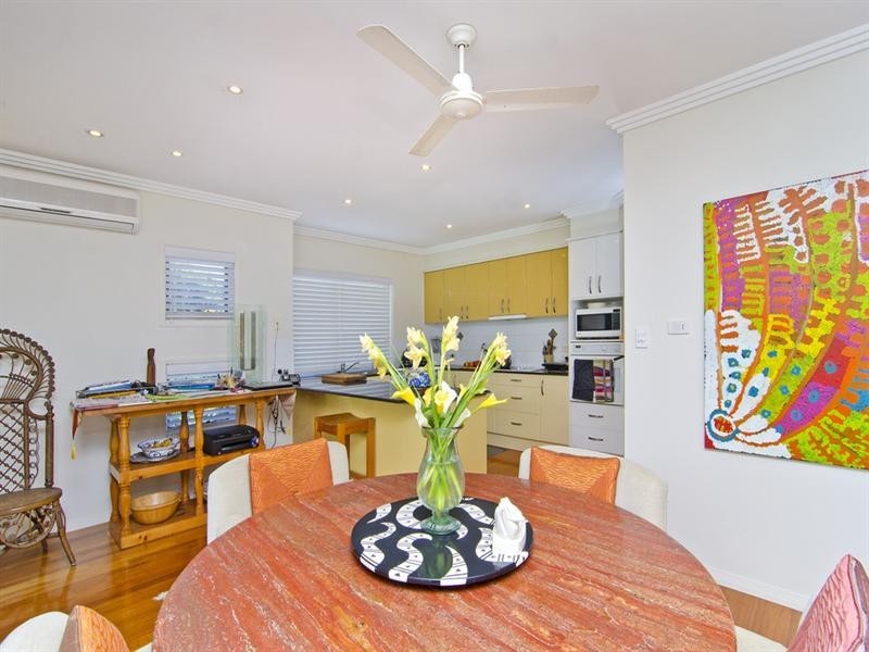 1/34 Hawaii Avenue, Palm Beach QLD 4221