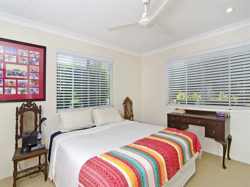 1/34 Hawaii Avenue, Palm Beach QLD 4221