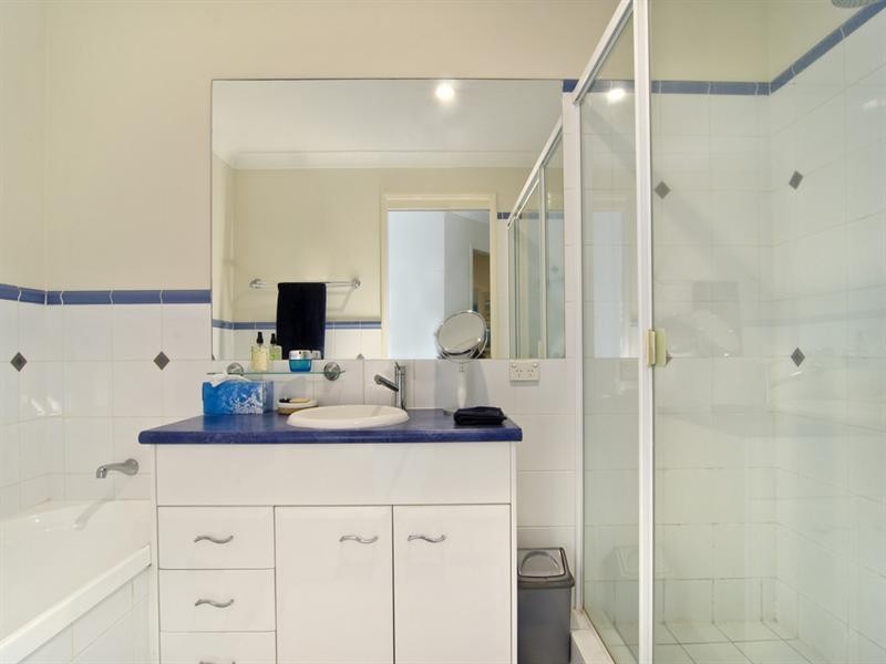 1/34 Hawaii Avenue, Palm Beach QLD 4221