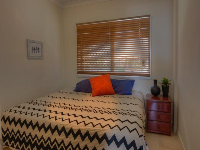 22/2 Seventeenth Avenue, Palm Beach QLD 4221