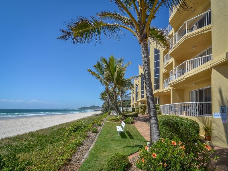 22/2 Seventeenth Avenue, Palm Beach QLD 4221