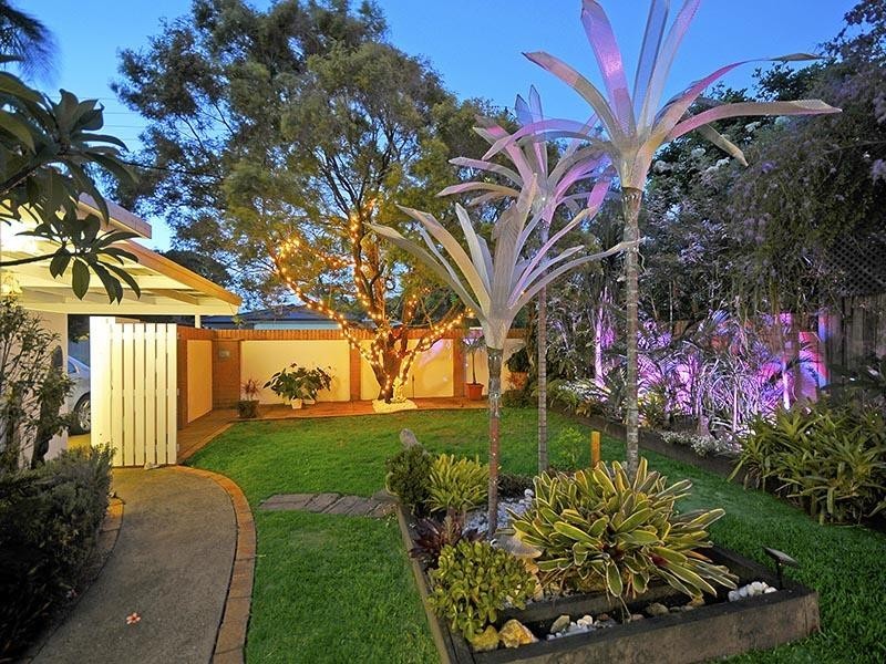 68 Fifth Avenue, Palm Beach QLD 4221