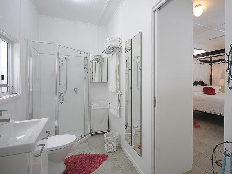 68 Fifth Avenue, Palm Beach QLD 4221