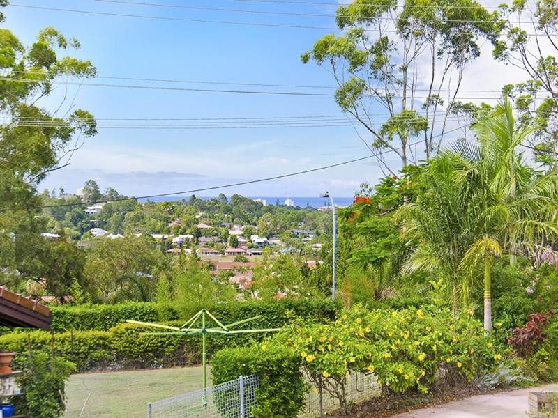 6 Aethalia Street, Currumbin Waters QLD 4223