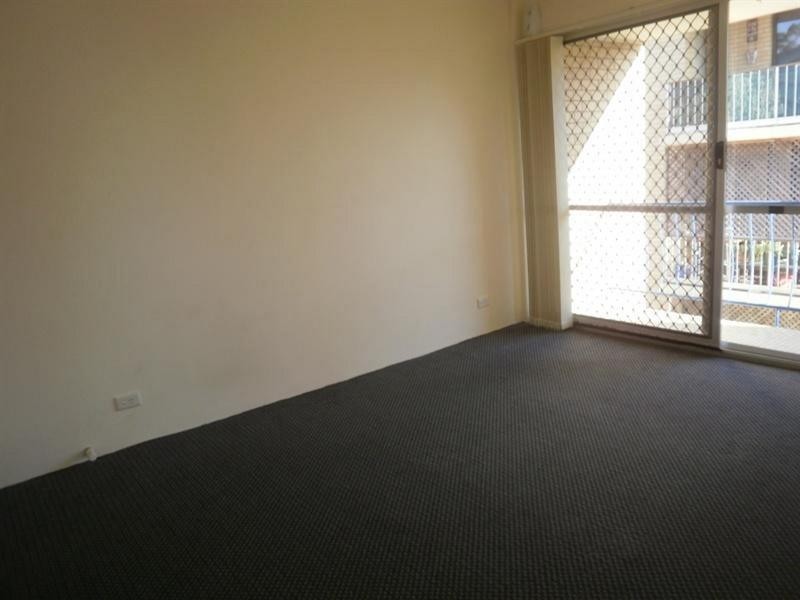 8/8 Allara Avenue, Palm Beach QLD 4221