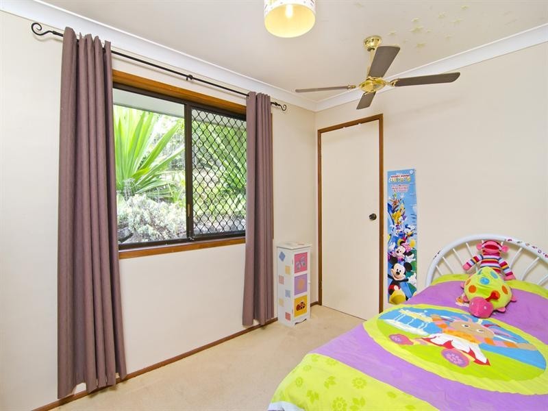 7 Currant Street, Elanora QLD 4221