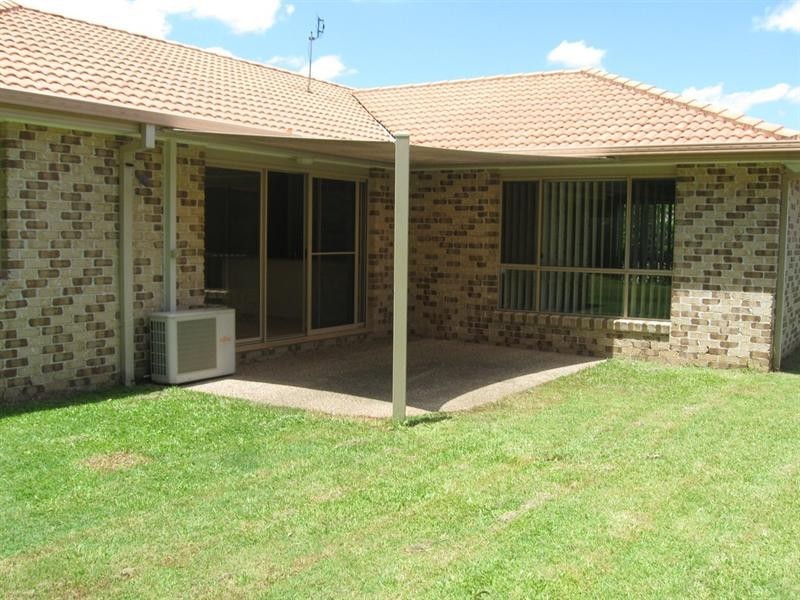 33 Chippendale Crescent, Currumbin Waters QLD 4223