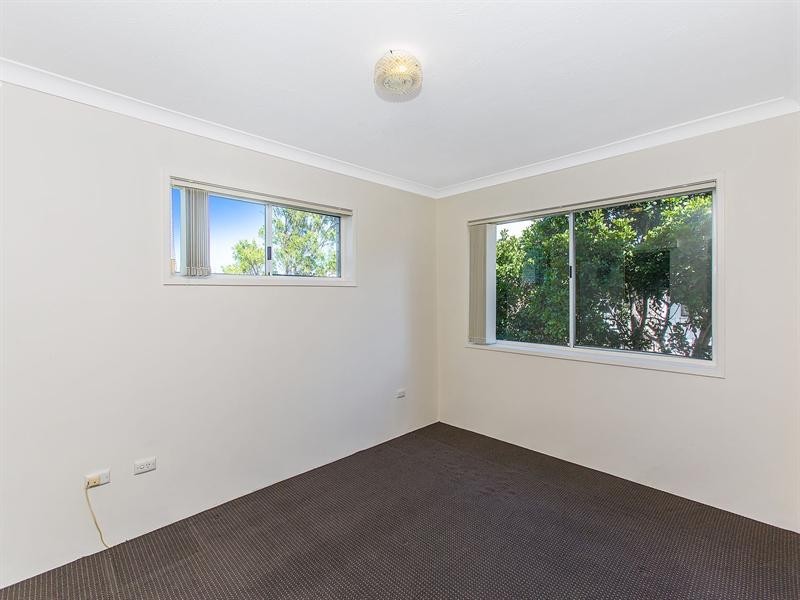 6/4 Murlong Crescent, Palm Beach QLD 4221