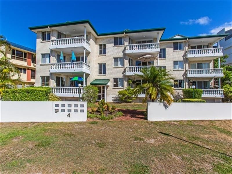 6/4 Murlong Crescent, Palm Beach QLD 4221