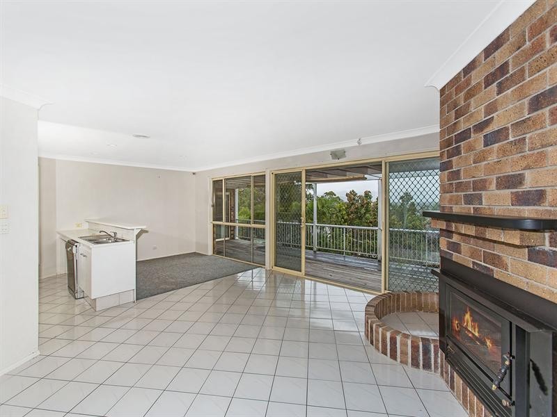 69 Angelica Street, Elanora QLD 4221