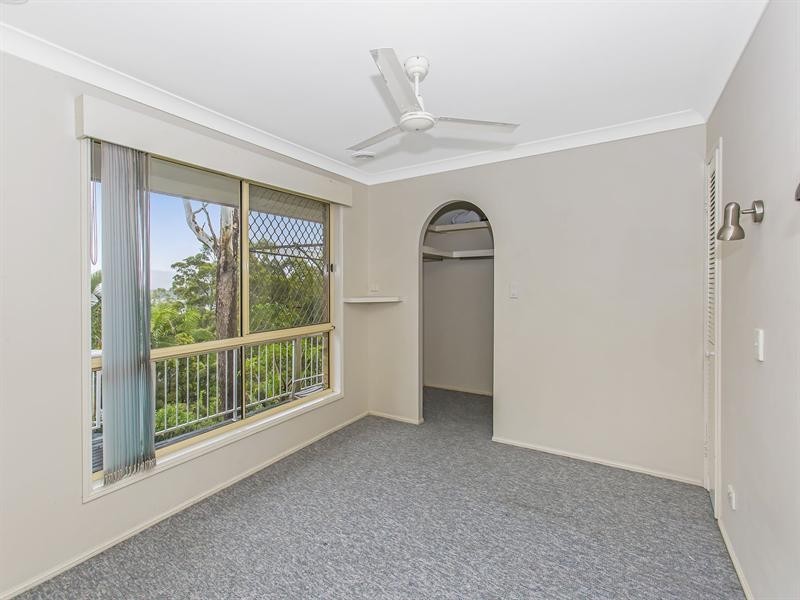 69 Angelica Street, Elanora QLD 4221