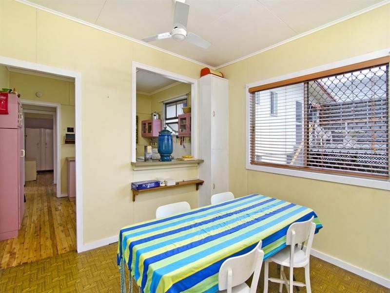 31 Sixth Avenue, Palm Beach QLD 4221